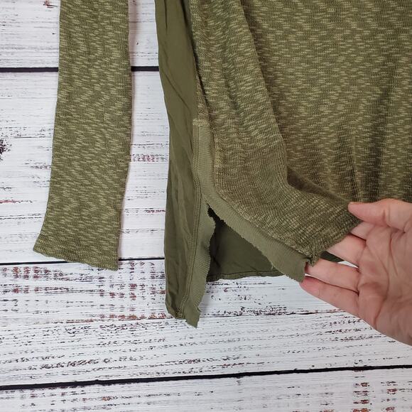 Anthropologie Left of Center Medora Thermal XS Olive Top Asymetrical Split Hem - Picture 7 of 8